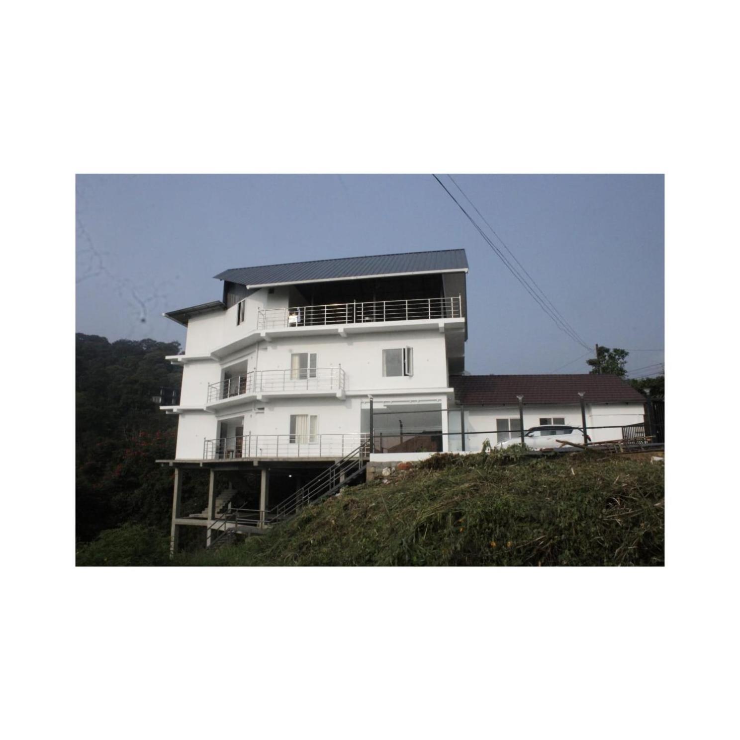Homestay Blossom Valley Munnar